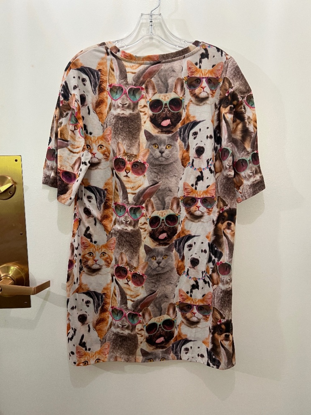 Secret Treasures Cats Puppies Bunny Print Shirt Adult Sz L/XL Unisex Size S